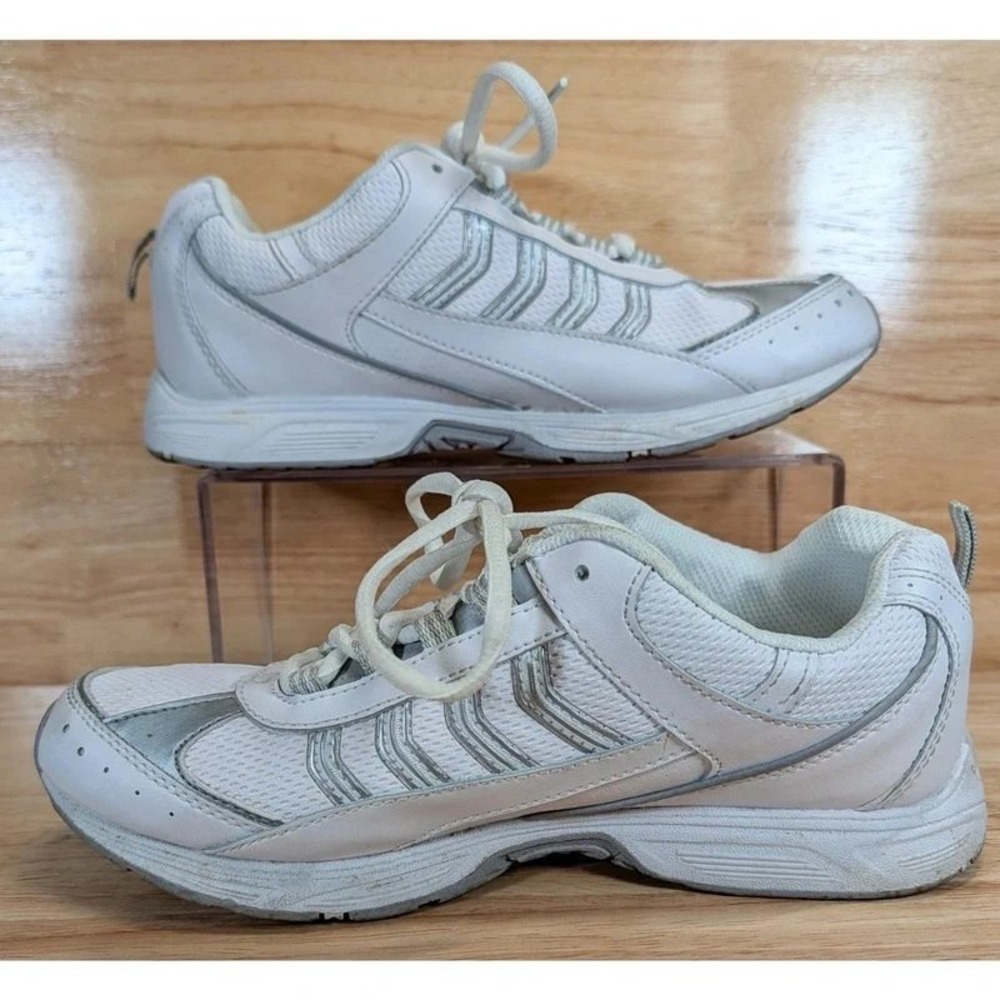 Danskin Now Joanie Womens 7W White Silver Athletic Walking‎ Sneakers Dad Shoes